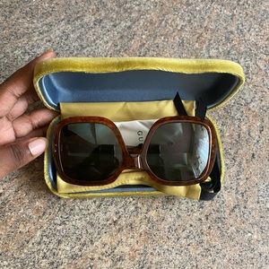 Authentic GUCCI Oversized square-frame sunglasses